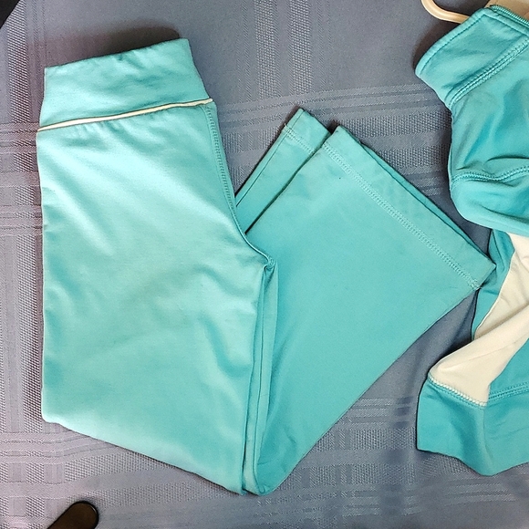 Lullah Bette Kids Track/Athletic Suit - Jacket (M 6-7), Pants (Sm 4-5) - Picture 3 of 16